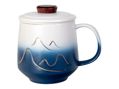 Thumbnail of Mountain Design White Over Blue | 12oz Mug with Lid and Infuser